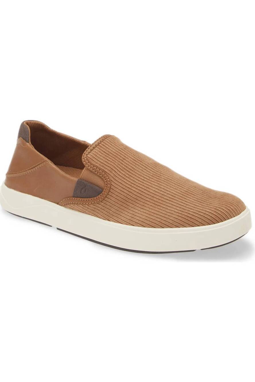 NEW OLUKAI men's laeahi kapa slip-on sneaker in tan / dk wood